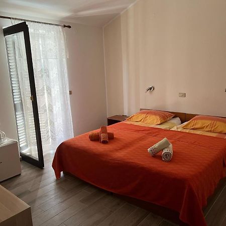 Draga Rooms Njivice Εξωτερικό φωτογραφία