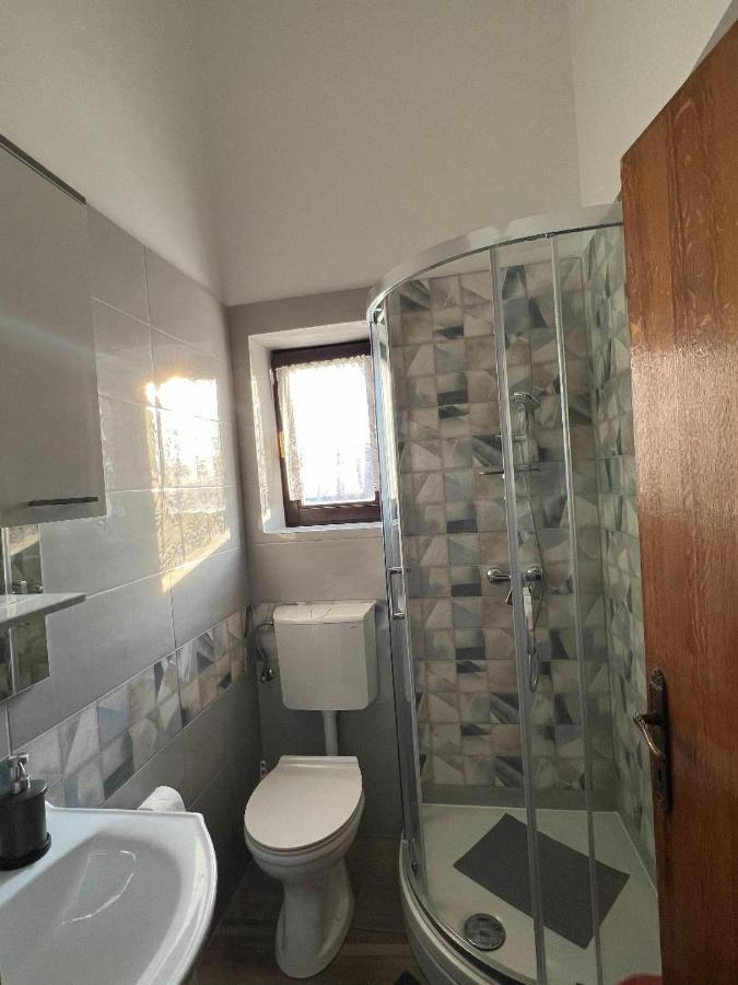Draga Rooms Njivice Εξωτερικό φωτογραφία